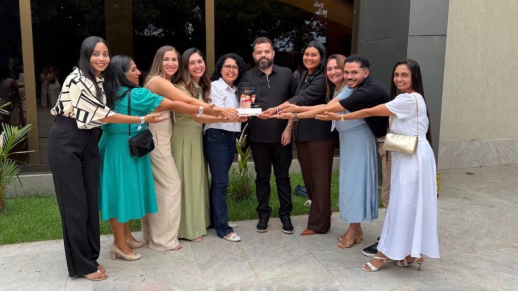 São Pedro do Piauí celebra 5 escolas reconhecidas no Prêmio Alfa-10