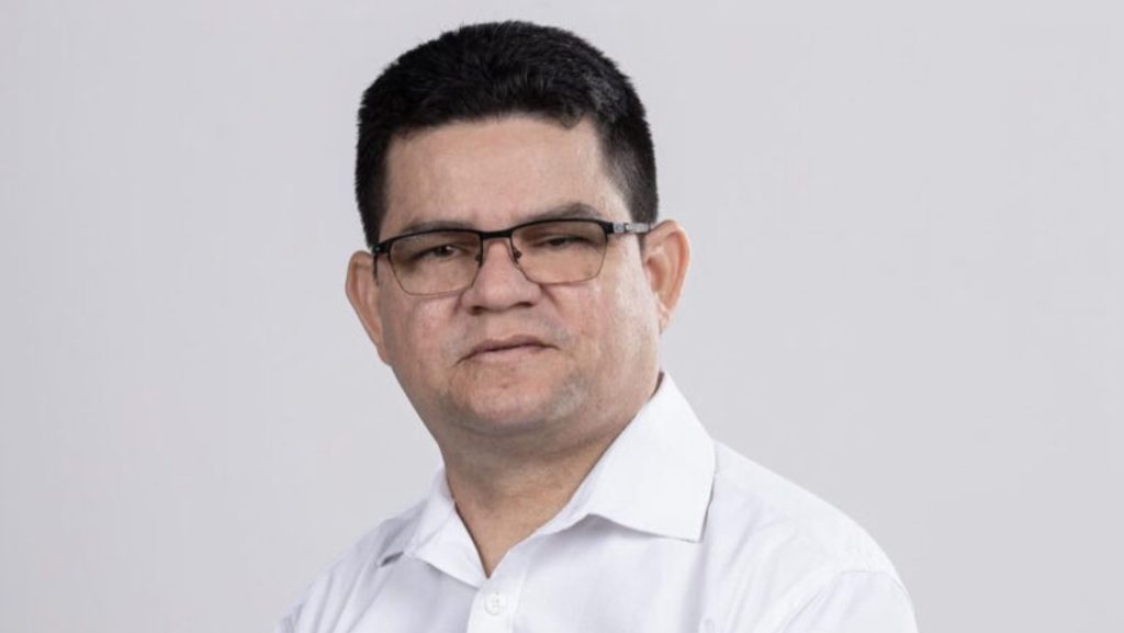Ex- prefeito de Francisco Ayres é condenado  a pagar R$ 120 mil por obra inacabada