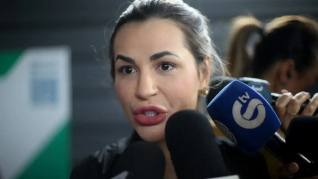 Deolane Bezerra é presa em operação contra lavagem de dinheiro do PCC