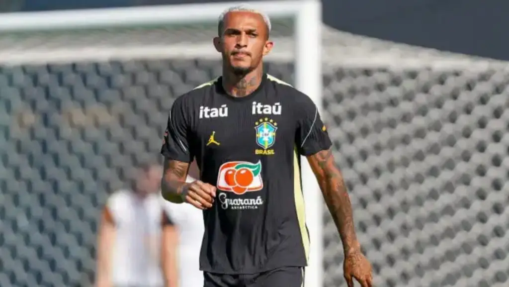 Wesley tem lesão confirmada e está fora da Copa do Mundo