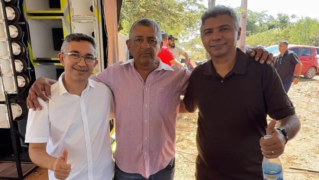 Prefeito Zé Henrique inaugura praça e prolongamento de avenida em Nossa Senhora de Nazaré